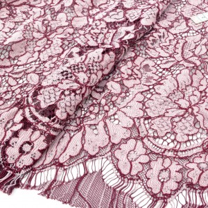 Tissu dentelle coton brodé rose bordeaux coupon 125x130cm 