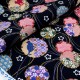 Tissu japonais motif traditionnel chat fleuri fond noir x 0.5 m