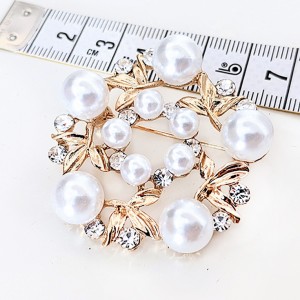 http://aliceboulay.com/16110-41247-thickbox/destock-bijoux-fantaisie-broche-en-perles-synthetique-blanches-taille-53cm.jpg
