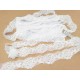 Destock 8.8m dentelle broderie polyester blanche largeur 4.5cm