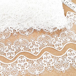 Destock 19m dentelle guipure fine haute couture blanche largeur 4.5cm