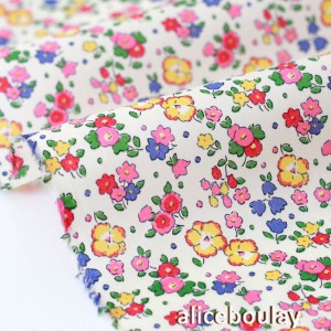 http://aliceboulay.com/17160-43445-thickbox/tissu-liberty-tana-lawn-ella-and-libby-rose-jaune-048m.jpg