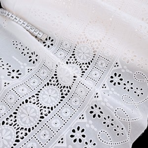http://aliceboulay.com/17205-43543-thickbox/destock-58m-broderie-anglaise-coton-largeur-308cm.jpg