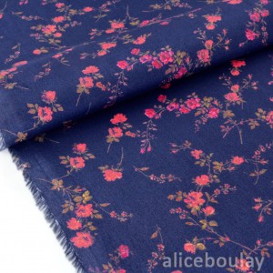 http://aliceboulay.com/17915-45070-thickbox/tissu-liberty-tana-lawn-elizabeth-bleu-107cm.jpg