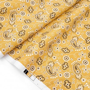 Destock 1.55m tissu coton léger doux fleuri fond moutarde largeur 150cm 