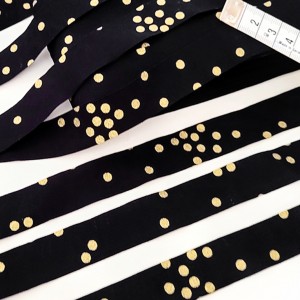 Déstock 63m biais plat coton à plier noir pois doré largeur 2cm 