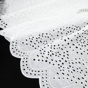 Destock 1.7m tissu broderie anglaise polyester festonné blanc largeur 140cm 