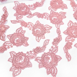 Destock 11 appliques dentelle guipure douce fluide rose haute couture taille 14cm