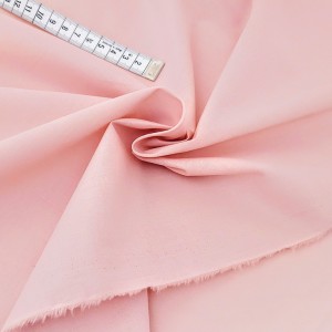 Déstock 2.2m tissu batiste coton soyeux rose poudré largeur 137cm 