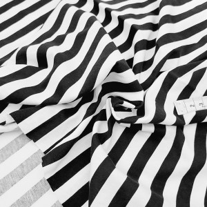 Destock 2.1m tissu jersey coton lisse doux rayure noire blanche largeur 180cm