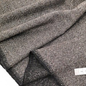 Destock 1.6m tissu velours de laine chevron doux largeur 154cm 