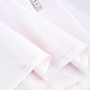 http://aliceboulay.com/21003-51585-thickbox/destock-2m-tissu-oxford-coton-soyeux-rayures-tissees-rose-blanc-largeur-150cm-.jpg