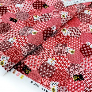 Destock 0.56m tissu japonais coton motif traditionnel et chat largeur 113cm