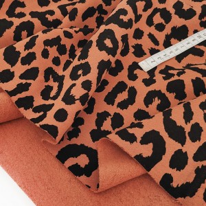 Destock 2m tissu jersey sweat molletonné coton imprimé léopard largeur 165m 