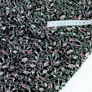 Destock coupon tissu mousseline polyester soyeux fluide imprimé fleuri 58x120cm