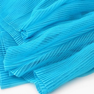 Destock 1m tissu tulle plissé fluide bleu turquoise largeur 130cm