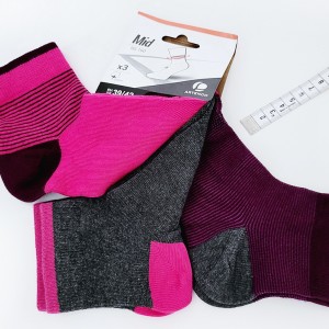 http://aliceboulay.com/22179-54038-thickbox/destock-lot-3-paires-de-chaussettes-taille-39-42.jpg