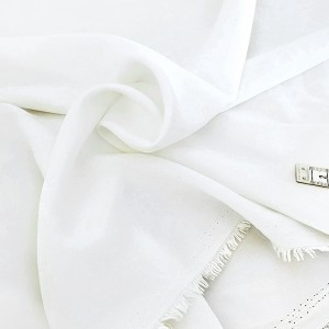http://aliceboulay.com/23508-56953-thickbox/destock-22m-tissu-satin-de-duchesse-lourd-fluide-polyester-blanc-ecru-largeur-155cm-.jpg