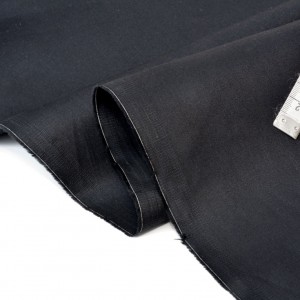 Tissu satin de coton lourd couleur noir x 50cm