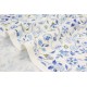 Tissu gabardine de coton fleuri porcelaine fond blanc crème x 50cm
