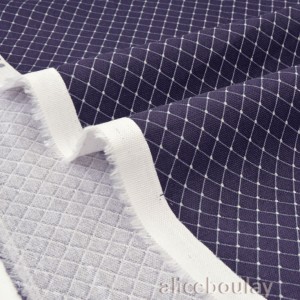 Tissu américain toile de coton doux souple géométrique bleu raisin x 50cm