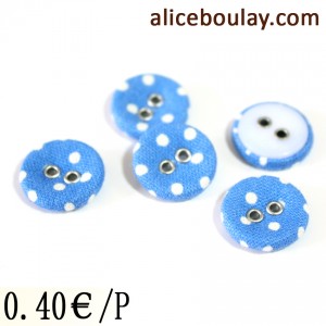 http://aliceboulay.com/452-1452-thickbox/bouton-recouvert-2-trous-bleu-pois-blancs.jpg