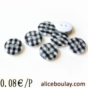 http://aliceboulay.com/509-1633-thickbox/bouton-vichy-noir-2-trous-13mm.jpg