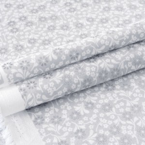 Tissu américain fleuri couleur gris argenté x 50cm 