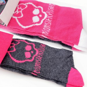 http://aliceboulay.com/6828-20188-thickbox/lot-de-2-paires-de-chaussettes-monster-high-gris-rose-taille-31-34.jpg