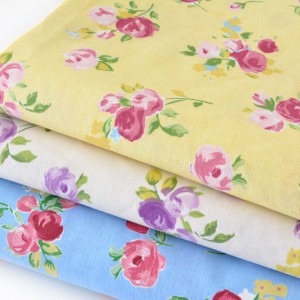 http://aliceboulay.com/7363-21512-thickbox/tissu-japonais-coton-raide-fleuri-vintage-sur-fond-jaune-x-50cm-.jpg