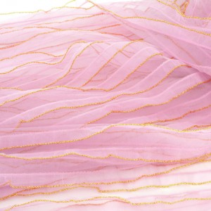 Tissu tulle à volants doux rose mauve bord doré x 1 mètre 