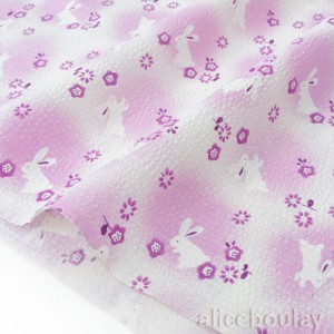 http://aliceboulay.com/8276-23746-thickbox/tissu-japonais-coton-gaufre-fleuri-lapin-fond-mauve-ecru-x-50cm.jpg