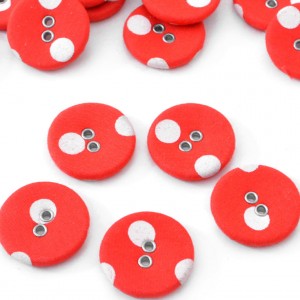 http://aliceboulay.com/9061-25691-thickbox/lot-de-5-boutons-recouvert-2-trous-rouge-pois-blanc-taille-21cm-.jpg