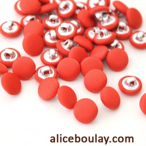 Lot de 5 boutons à 1€ - Mercerie bouton recouvert 11m rouge