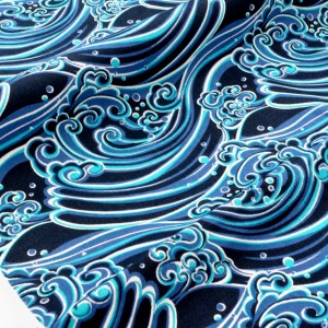 https://aliceboulay.com/10493-29082-thickbox/tissu-japonais-coton-doux-vague-bleu-noir-x-50cm-.jpg