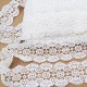 Destock lot 12.5m dentelle guipure polyester blanche largeur 5.3cm