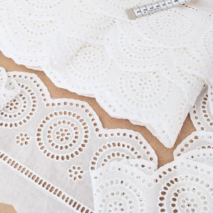 Déstock 9.4m broderie anglaise coton douce largeur 14.5cm