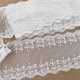 Destock lot 2.5m dentelle broderie tulle brodé écruelargeur 9cm tachée