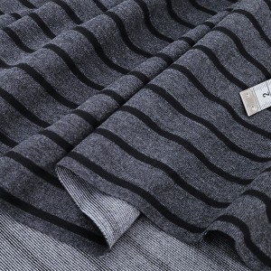 Destock 1.4m tissu jersey polyester doux fluide  gris rayé grande largeur 200cm
