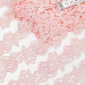 Destock 13.5m dentelle guipure satinée fine haute couture rose largeur 3.8cm tachée