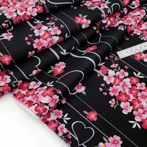 Destock 2.1m tissu japonais batiste coton soyeux fleuri fond noir largeur 112cm