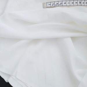 Déstock 22m ruban satin simple face blanc largeur 38mm - Alice Boulay -  Boutique de tissus et mercerie