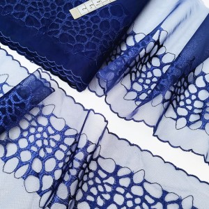 Destock 6.5m dentelle broderie tulle brodé fine bleu haute couture  largeur 20cm