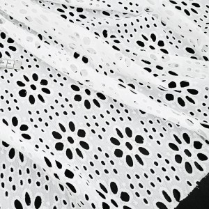 Destock 2.1m tissu broderie anglaise coton doux blanc écru largeur 130cm 