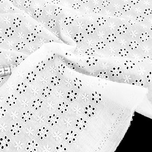 Destock 0.58m tissu broderie anglaise coton blanc écru largeur 148cm 