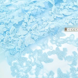 Destock 2.4m tissu dentelle broderie tulle brodé souple bleu pâle  largeur 140cm