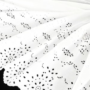 Destock 1.25m tissu broderie anglaise coton doux écru largeur 145cm 