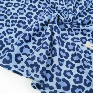 Destock 2m tissu jersey coton imprimé léopard bleu largeur 165cm