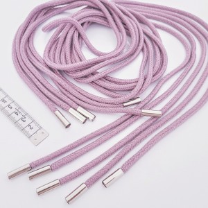 Destock lot 5 cordons de serrage avec extrémités de cordon longueur 130cm