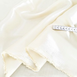 Destock 1.59m tissu cupro satin soyeux fluide vanille largeur 146cm